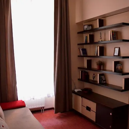 Apartment Crossroad In The Centre